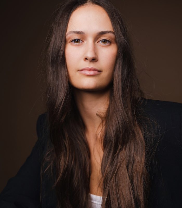Acting Headshot - Jess Hooper1